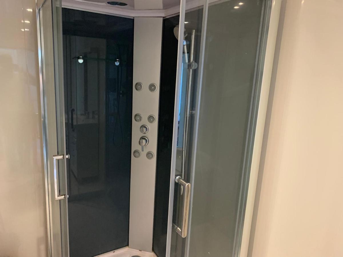 Magnifique Bas De Villa Deux Chambres Situe Pres Des Plages Et Du Golf Сен-Бриак-сюр-Мер Екстериор снимка