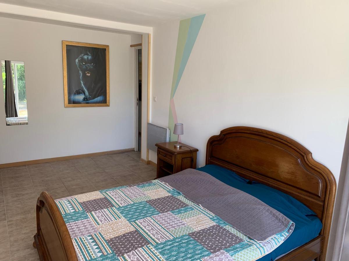 Magnifique Bas De Villa Deux Chambres Situe Pres Des Plages Et Du Golf Сен-Бриак-сюр-Мер Екстериор снимка