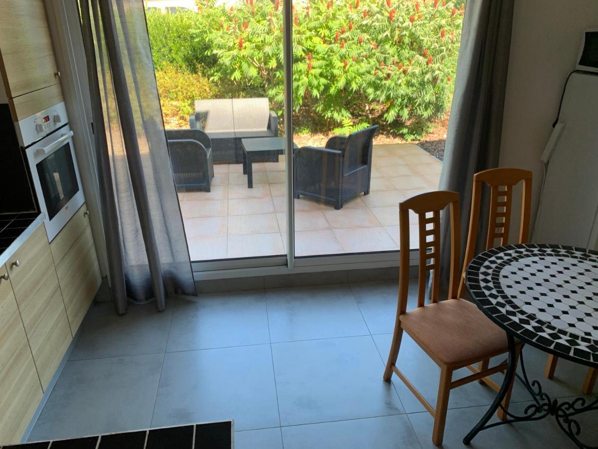 Magnifique Bas De Villa Deux Chambres Situe Pres Des Plages Et Du Golf Сен-Бриак-сюр-Мер Екстериор снимка