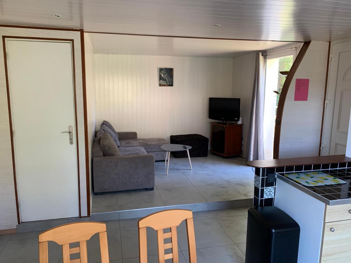 Magnifique Bas De Villa Deux Chambres Situe Pres Des Plages Et Du Golf Сен-Бриак-сюр-Мер Екстериор снимка